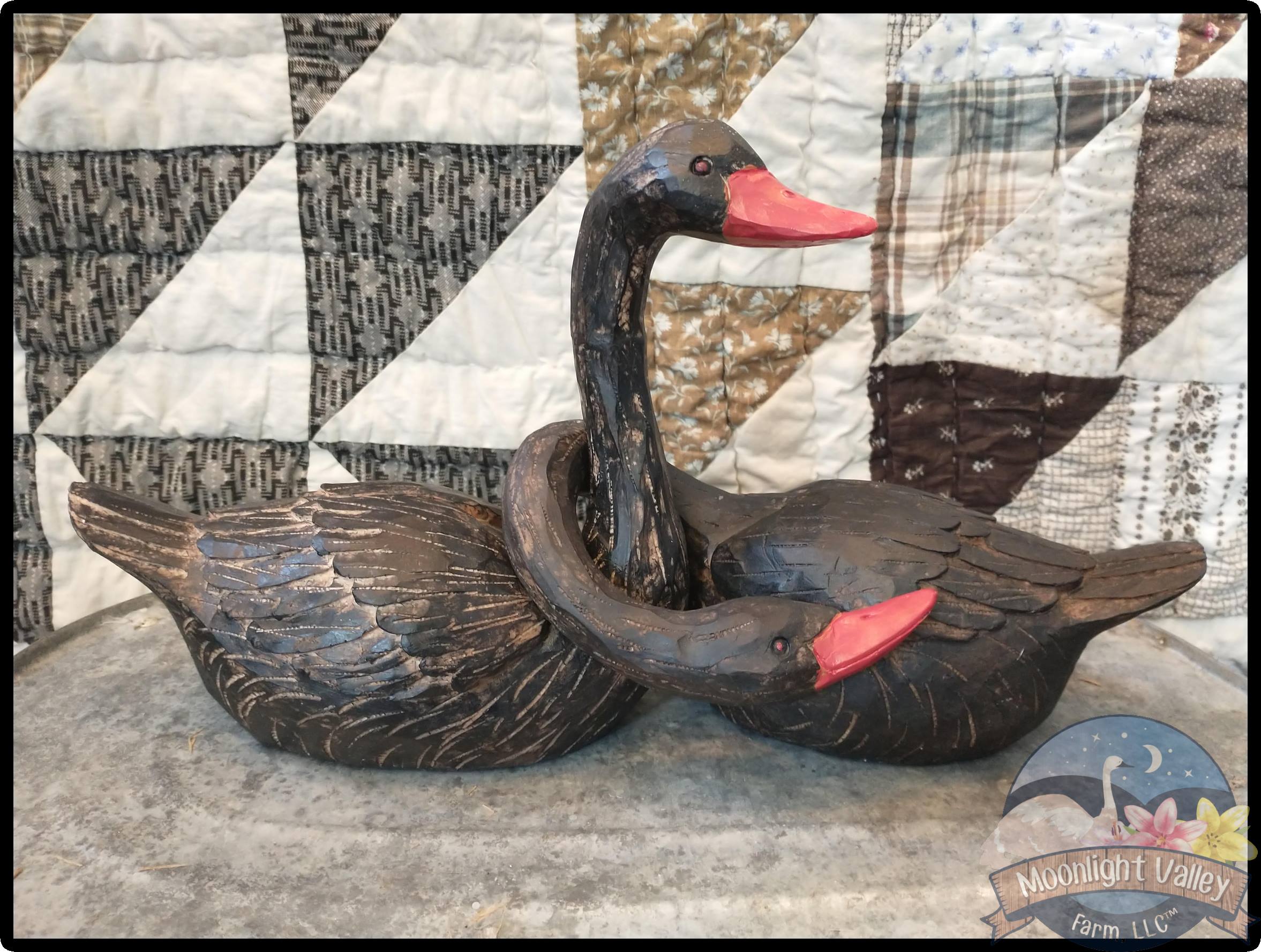 Poly Resin Australian Black Swan Set Entwined Necks - Medium - Click Image to Close