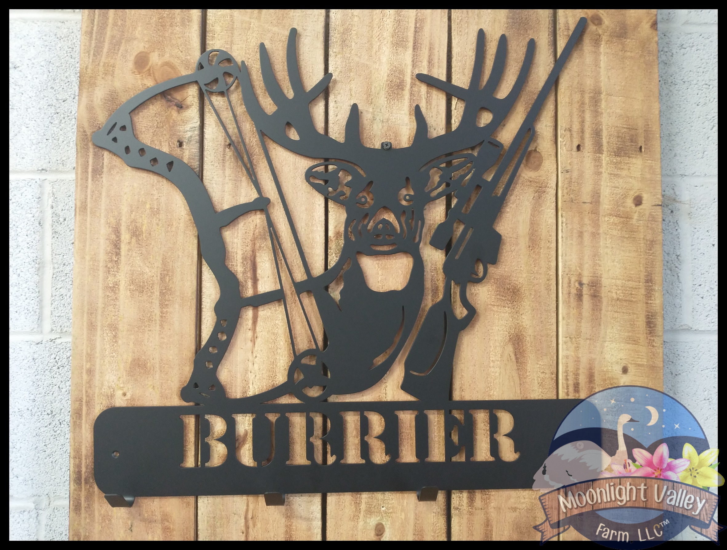Deer, Bow & Rifle Customized Sign with hooks - Click Image to Close