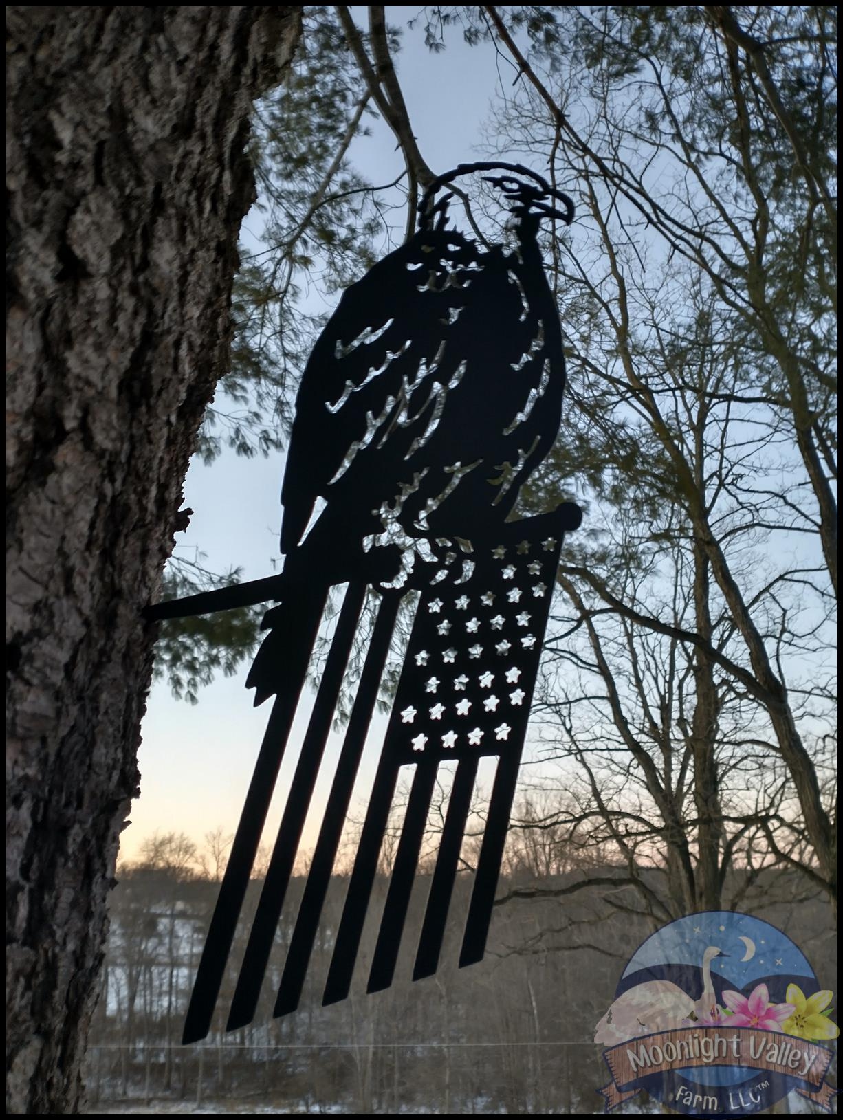 Eagle & American Flag Tree Stake - Click Image to Close